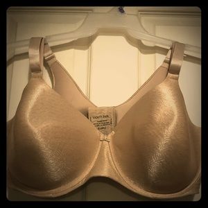 Plus size underwire bra